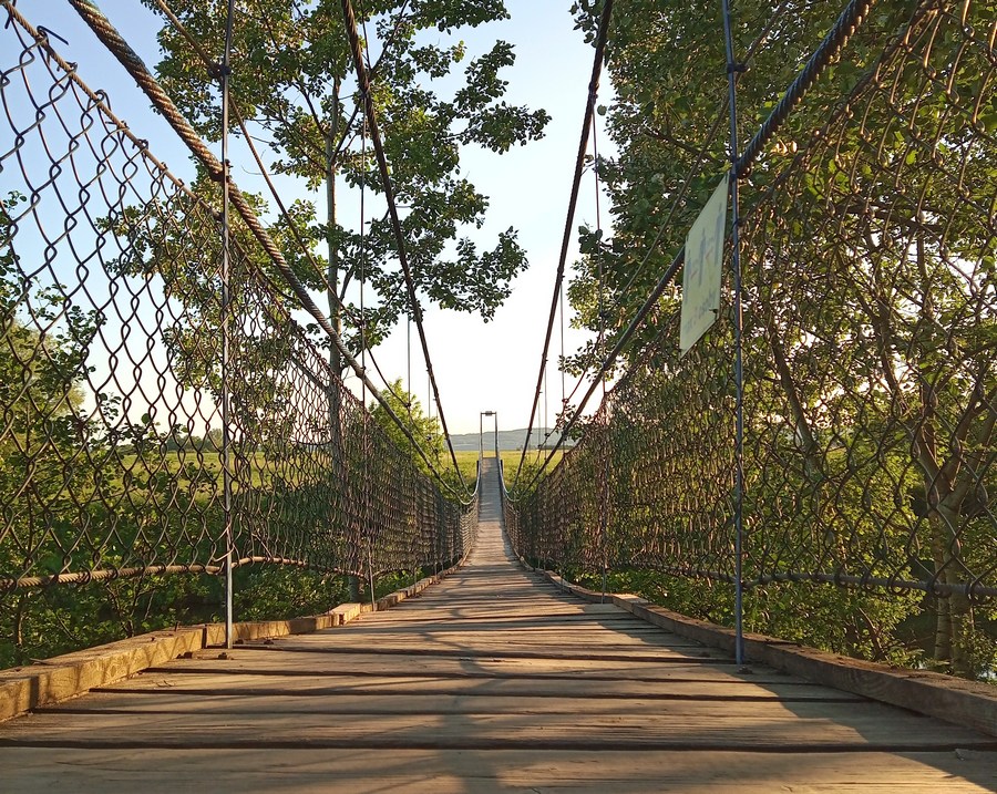 Kładka nad Wisłokiem w Boguchwale