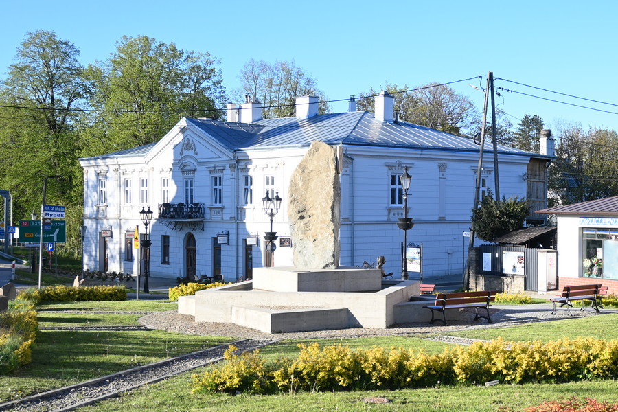 Biały Pałac w Dukli