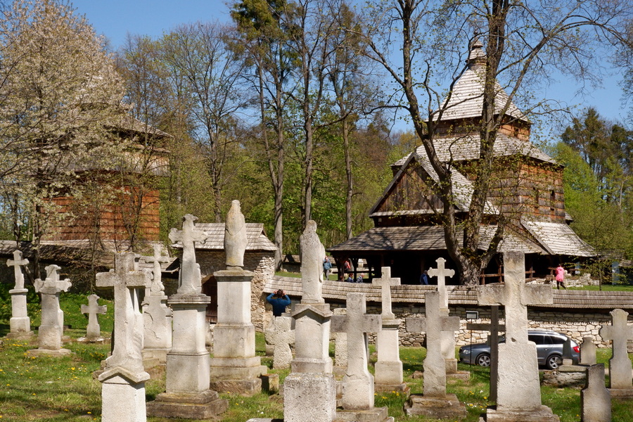 cmentarz przy Zespole Cerkiewnym w Radrużu