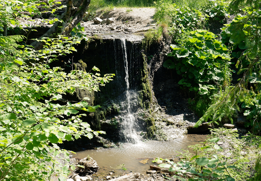 wodospad Ostrowskich w Bieszczadach