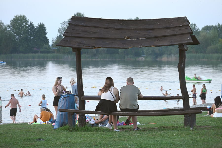 Odpoczynek nad zalewem ZEK w Radymnie